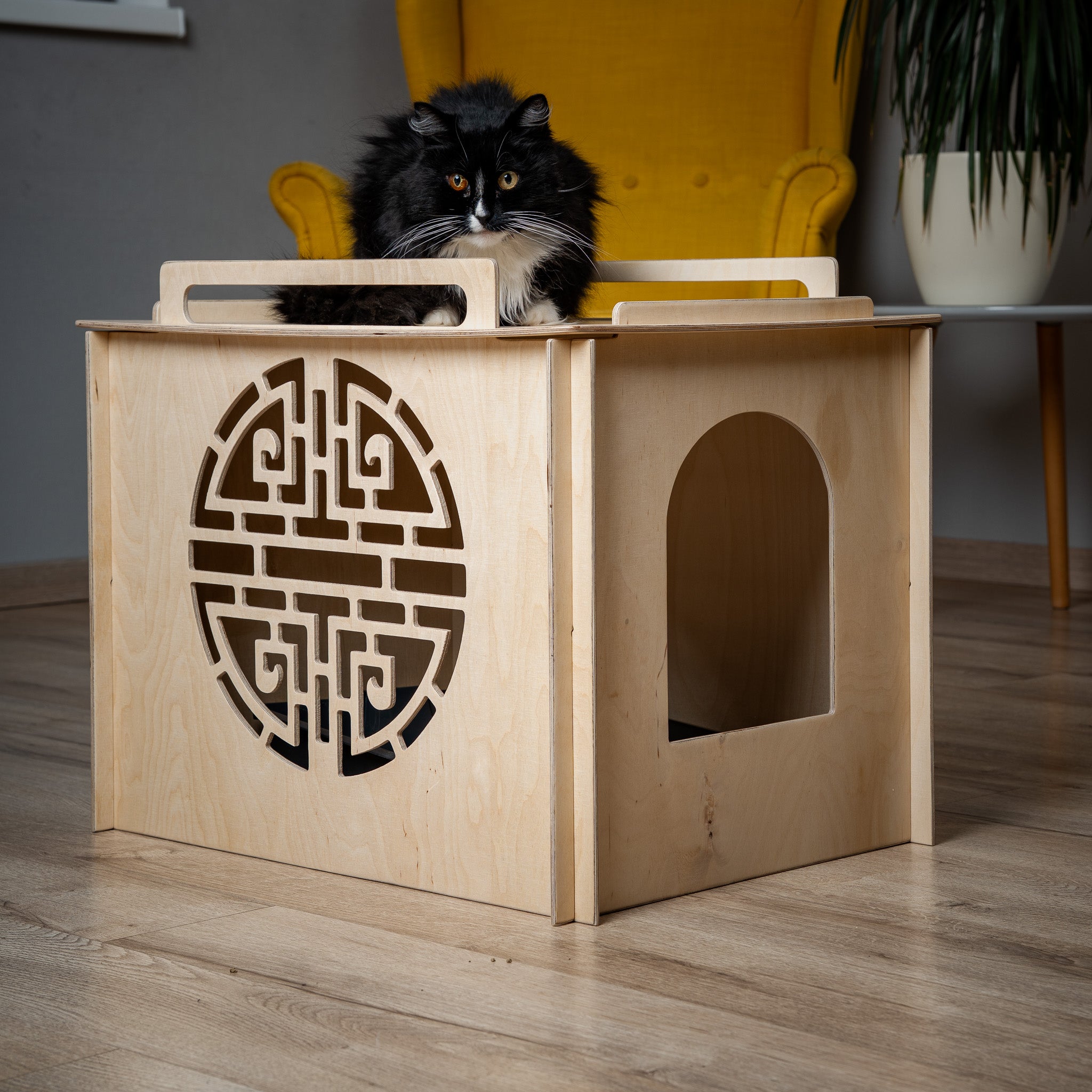 Cat litter box cover