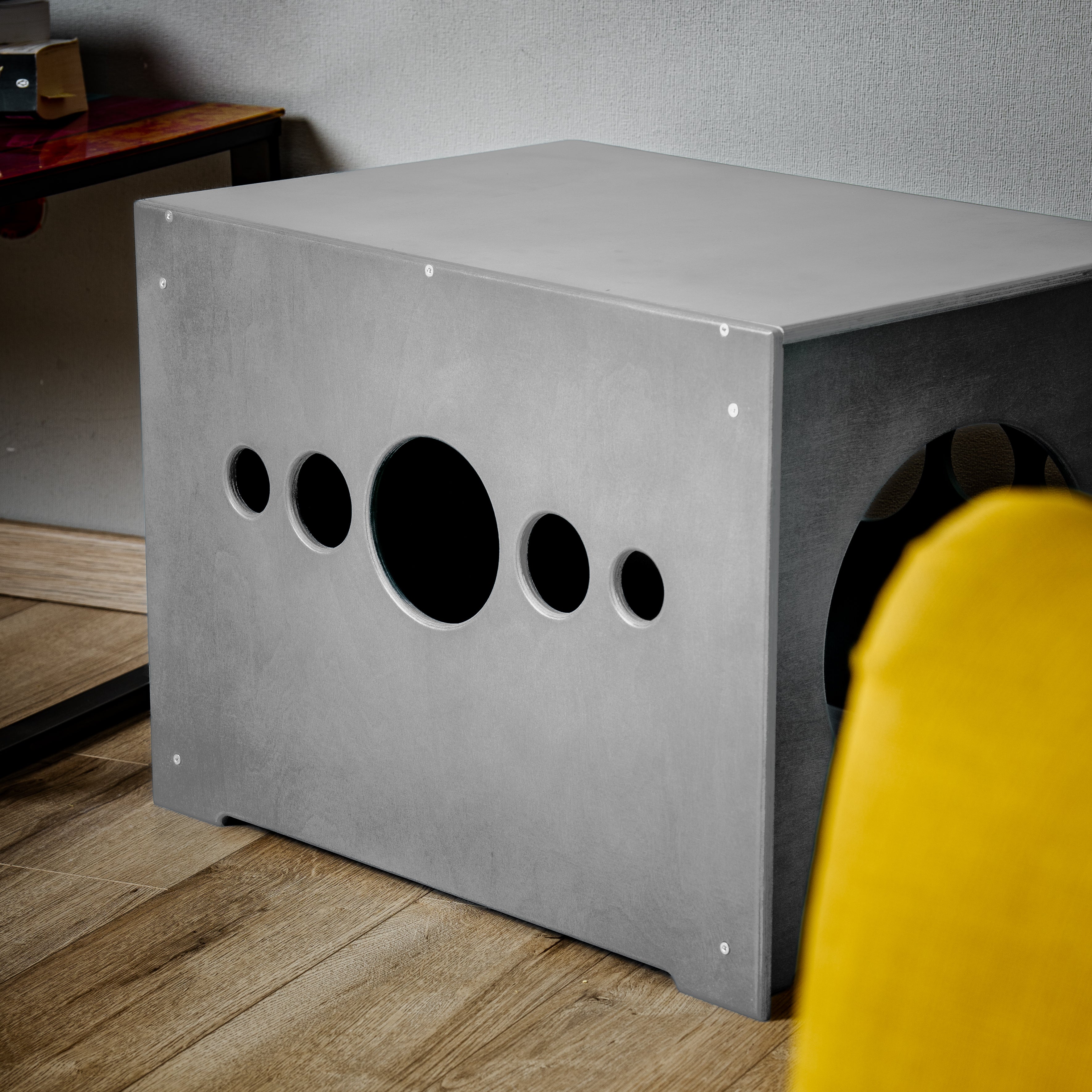 Cat litter box cover - sit bench edition