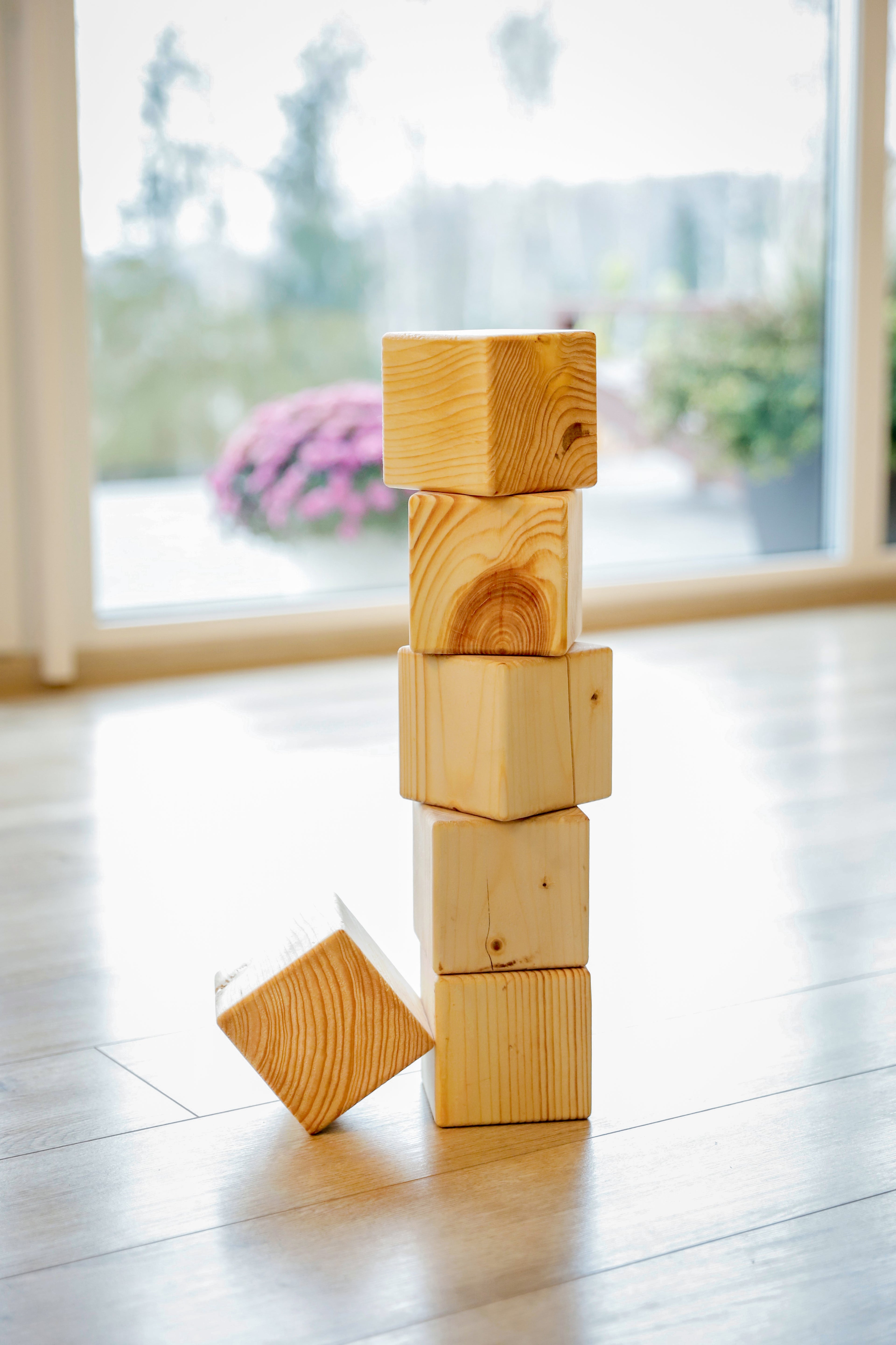 3.5" wood decoration cubes (x4)