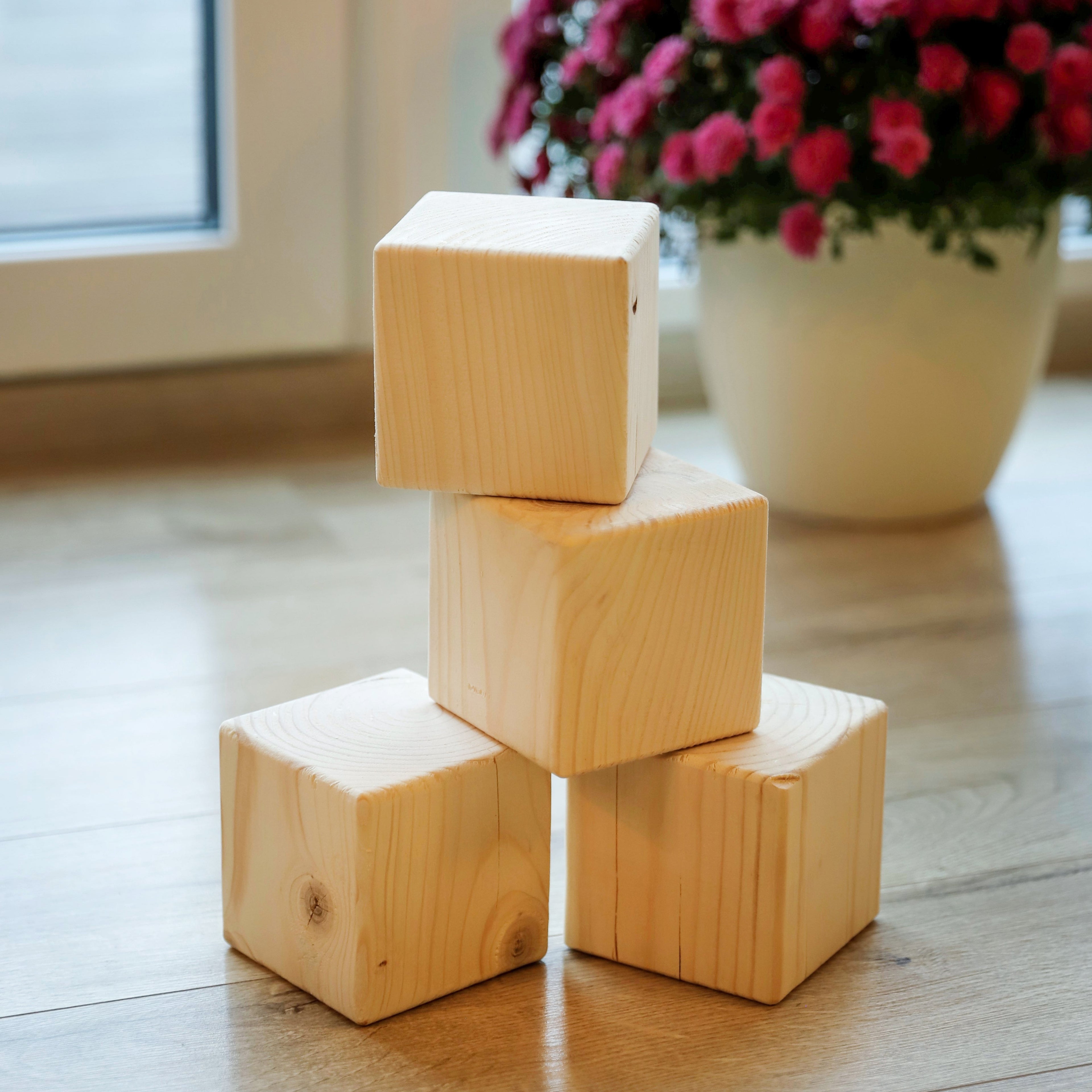 3.5" wood decoration cubes (x4)